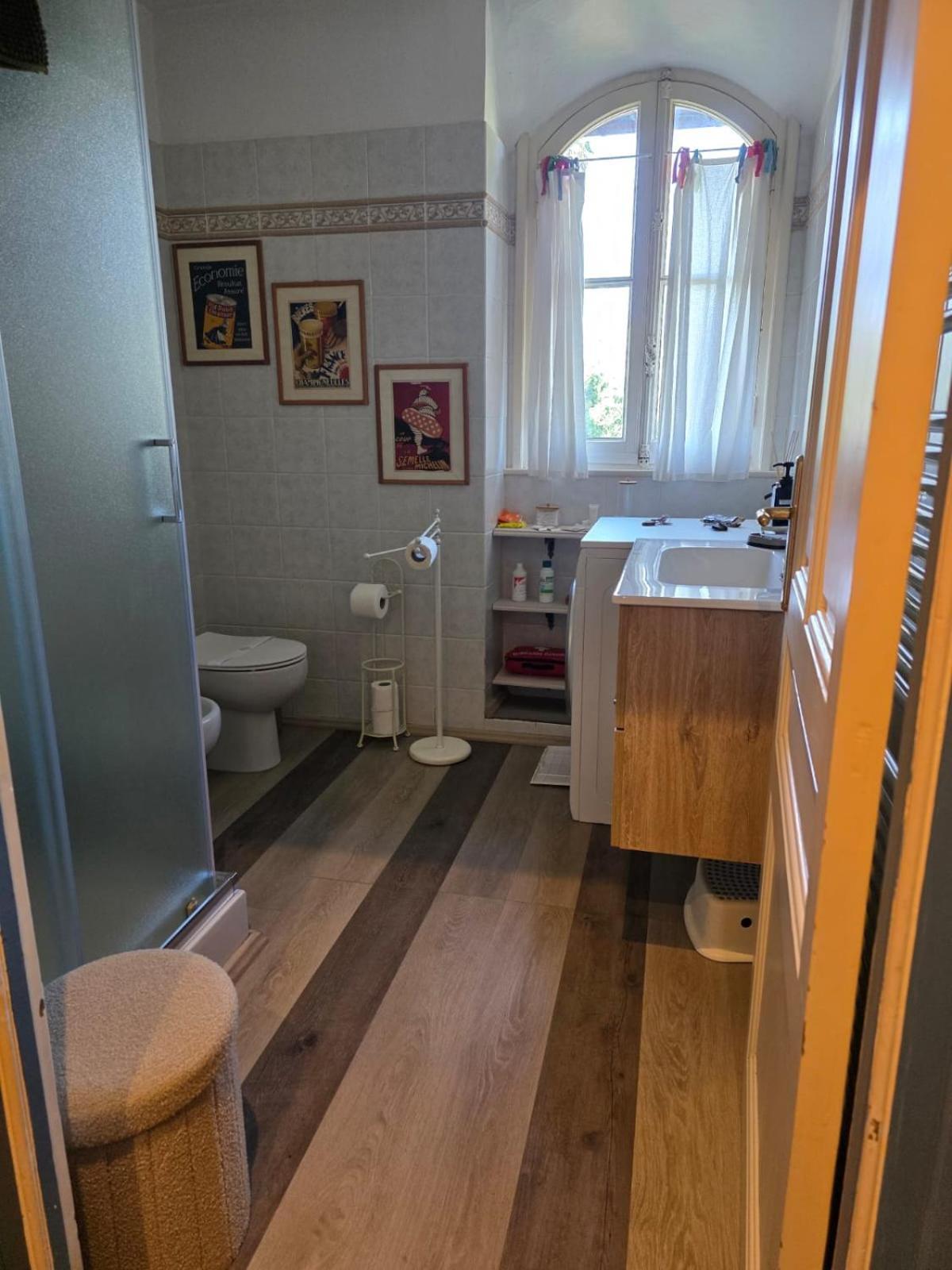 The Shell - New Interior Look But Same Old Charme 200Mt From The Sea With Garden And Parking Nearby Lägenhet Imperia Exteriör bild