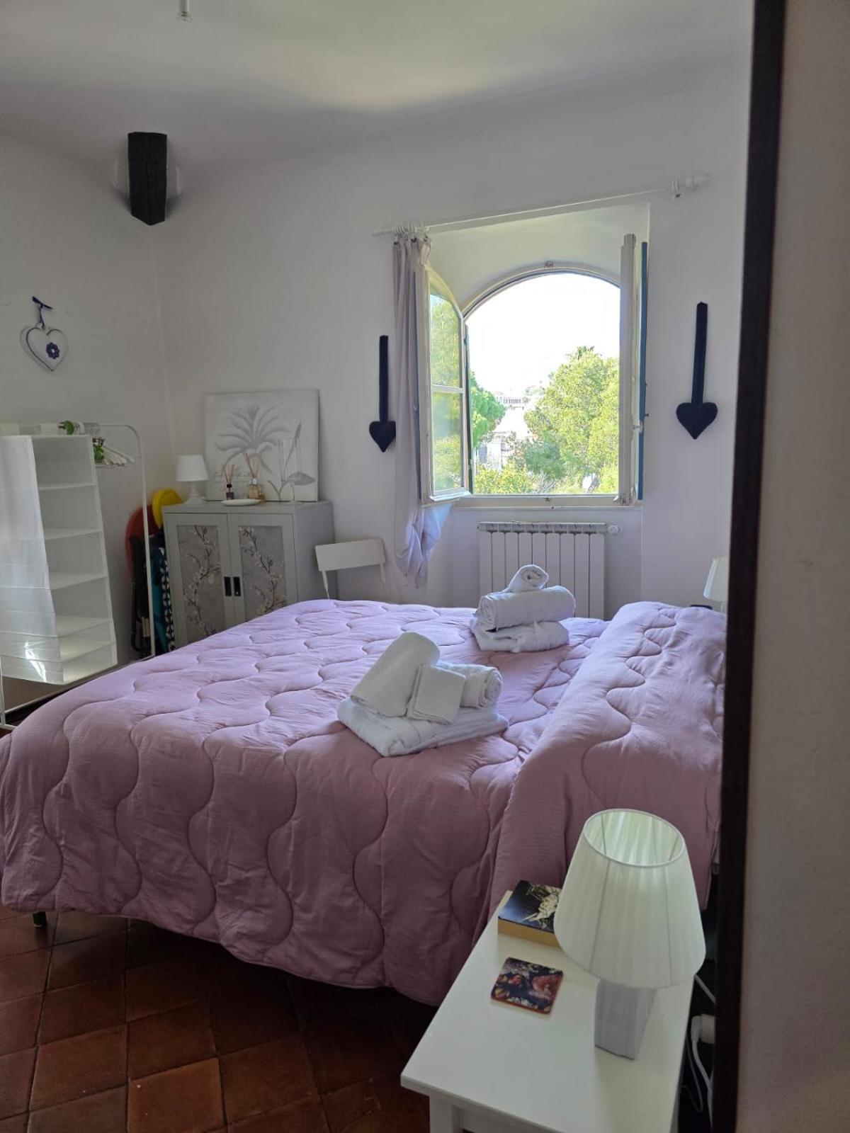 The Shell - New Interior Look But Same Old Charme 200Mt From The Sea With Garden And Parking Nearby Lägenhet Imperia Exteriör bild
